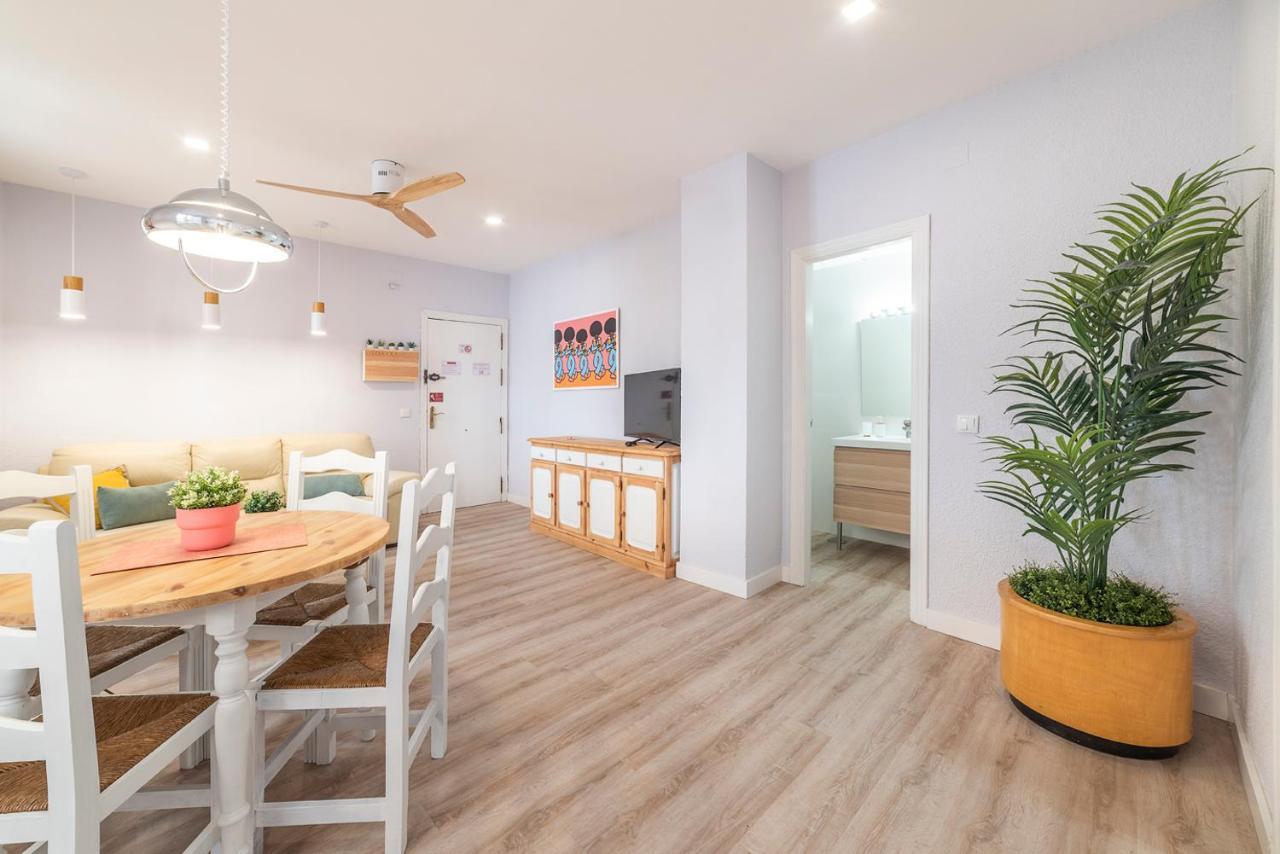 Apartamentos Alfaqueque A Севілья Екстер'єр фото