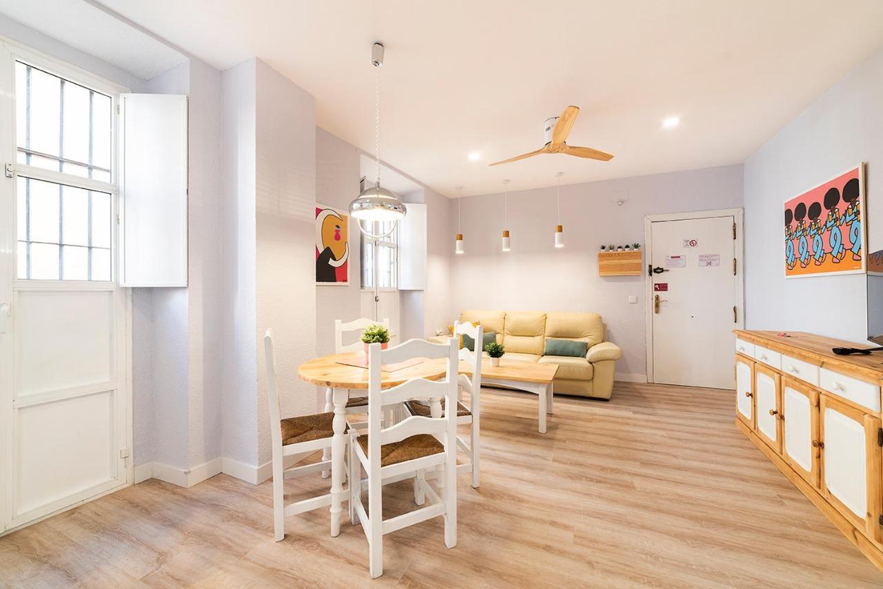 Apartamentos Alfaqueque A Севілья Екстер'єр фото